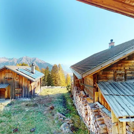 Stylish Architects Hut Lift * Mutten